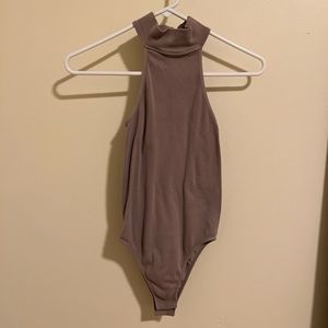 Zara taupe mock neck sleeveless bodysuit! Only worn once, fits XS-M